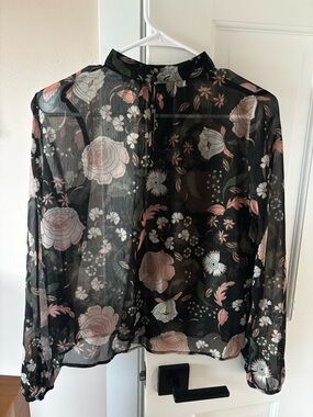 BB Dakota Sheer Floral Button-Back Blouse - Black & Pink
